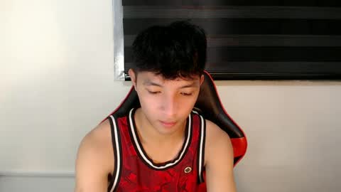 Snapshot of urhotethanxx chatting on June 2026 10:47:02 PM Ethan online show from June 2026 10:47:02 PM