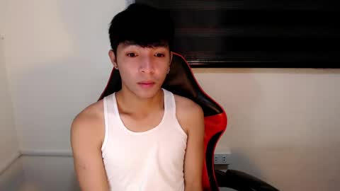 Snapshot of urhotethanxx chatting on July 2026 05:40:01 PM Ethan online show from July 2026 05:40:01 PM