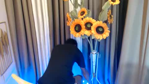 richard online show from April 2026 05:49:02 AM