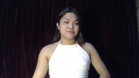 urhottie_bella online show from November 2025 12:02:02 PM