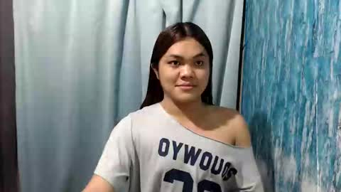 Snapshot of urhottie_bella chatting on June 2026 07:11:02 AM urhottie_bella online show from June 2026 07:11:02 AM