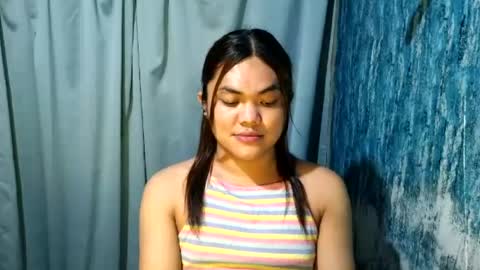 Snapshot of urhottie_bella chatting on July 2026 06:43:02 PM urhottie_bella online show from July 2026 06:43:02 PM