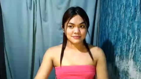 Snapshot of urhottie_bella chatting on July 2026 03:10:01 PM urhottie_bella online show from July 2026 03:10:01 PM