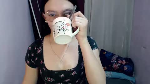 Snapshot of urhottiest_katey chatting on July 2026 06:06:02 AM Katey online show from July 2026 06:06:02 AM
