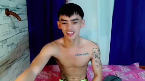 Snapshot of urhunky_boy chatting on May 2026 01:58:02 AM urhunky_boy online show from May 2026 01:58:02 AM