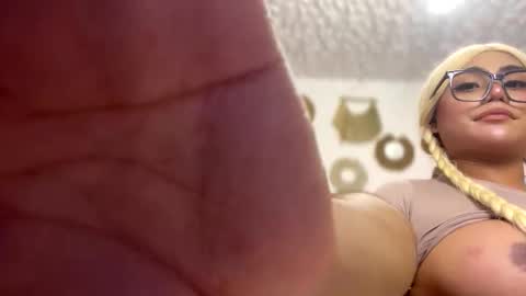 jhaii online show from October 2025 12:22:01 AM