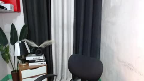Snapshot of urlovely_angela chatting on May 2026 03:25:01 AM urlovely_angela online show from May 2026 03:25:01 AM