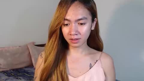 Snapshot of urlovelypinayxxx chatting on November 2025 08:23:02 PM MIYA online show from November 2025 08:23:02 PM