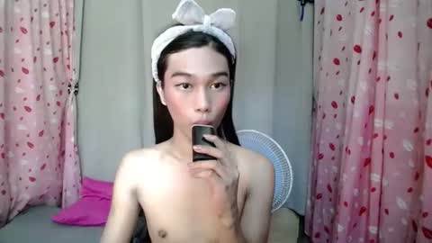 urloverjasmine_xx online show from April 2026 03:33:02 AM