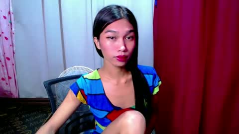 Snapshot of urloverjasmine_xx chatting on June 2026 08:31:01 AM urloverjasmine_xx online show from June 2026 08:31:01 AM