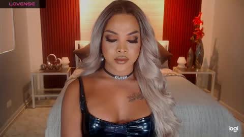 Snapshot of urmajestytyra chatting on May 2026 08:55:01 AM UrMajestyTyra online show from May 2026 08:55:01 AM