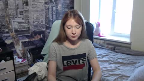 Snapshot of uroxygen chatting on May 2026 12:41:02 AM Mary online show from May 2026 12:41:02 AM