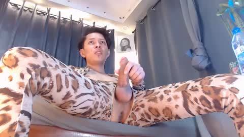 Mel online show from March 2025 03:38:02 PM