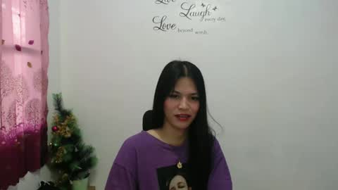 hi im kim online show from December 2024 11:07:01 PM