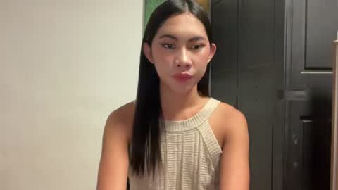 Snapshot of urpretty_mistake chatting on June 2026 12:46:02 PM urpretty_mistake online show from June 2026 12:46:02 PM
