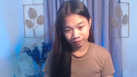 Snapshot of urseductive_llanaxx chatting on February 2026 04:35:01 AM JUST CALL ME LLANA online show from February 2026 04:35:01 AM