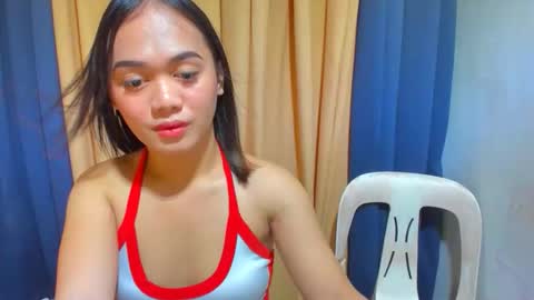 urslutty_mayie online show from April 2026 07:03:01 PM