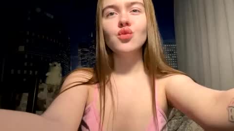 Hannah online show from February 2025 09:44:02 PM