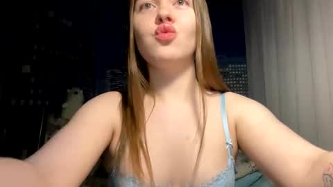 Hannah online show from October 2025 10:16:01 PM