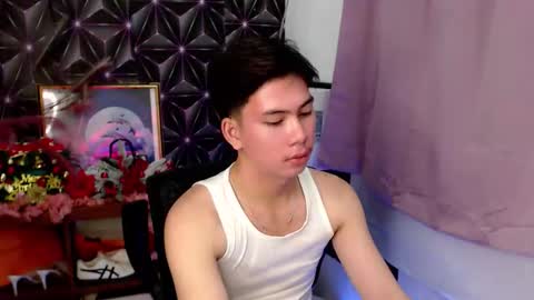 ursweet_jade online show from November 2025 05:11:01 PM