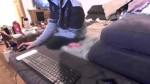 Snapshot of use4pleasure chatting on February 2026 10:39:02 PM BamBam online show from February 2026 10:39:02 PM