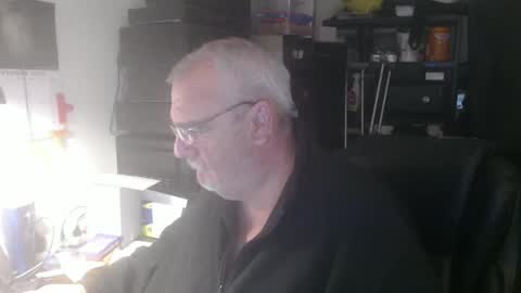 Eric online show from October 2025 02:12:02 AM