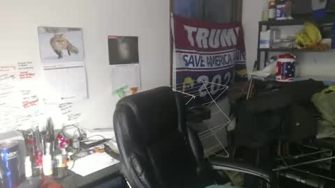 Eric online show from November 2025 12:17:01 PM