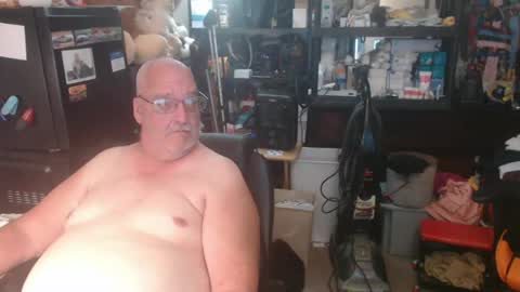 Snapshot of usgoober chatting on July 2026 02:14:01 AM Eric online show from July 2026 02:14:01 AM
