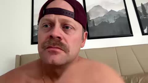 utah4fub4 online show from October 2025 10:09:01 PM