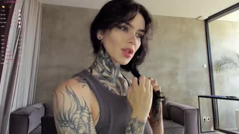 Eva online show from October 2025 07:44:01 AM