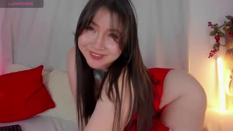 Snapshot of uwumary chatting on April 2026 03:01:04 AM Mary online show from April 2026 03:01:04 AM