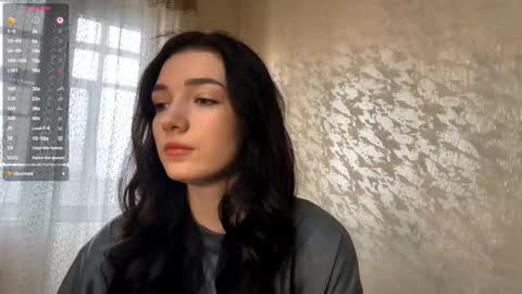 Snapshot of uwun_pinksi chatting on March 2026 10:54:01 AM Lisi online show from March 2026 10:54:01 AM