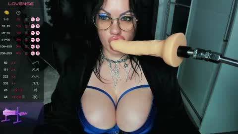 Snapshot of v_tandeme777 chatting on June 2026 08:12:02 AM Anna and Kirill online show from June 2026 08:12:02 AM