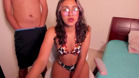 Snapshot of vaalerii_cutee chatting on December 2024 04:58:02 AM valeri and markk online show from December 2024 04:58:02 AM