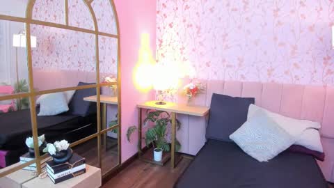 Vaiolet Harris online show from March 2026 11:44:02 AM