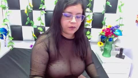 Snapshot of vaioleth_addams chatting on January 2025 09:29:02 AM vaioleth_addams online show from January 2025 09:29:02 AM