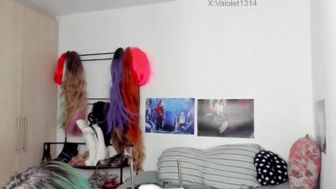 Vaiolet1314 online show from December 2025 01:24:02 AM