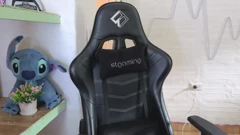 Val online show from February 2026 07:58:01 PM