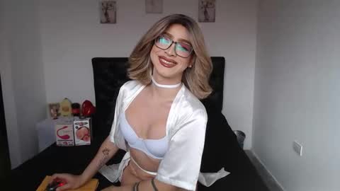 valen_foxxx online show from May 2026 01:50:02 PM