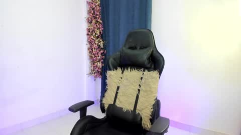 valentina online show from December 2024 02:49:02 PM