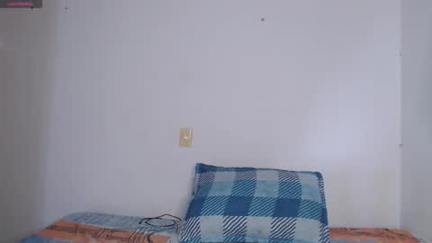 IG-valen mendoza99  twitter valenthompson99 online show from March 2026 09:08:02 PM