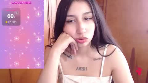 Snapshot of valen_tina33 chatting on April 2026 02:26:01 PM Valentina online show from April 2026 02:26:01 PM