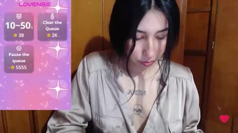 Snapshot of valen_tina33 chatting on April 2026 03:00:02 AM Valentina online show from April 2026 03:00:02 AM