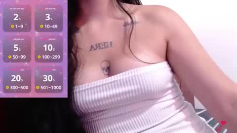 Snapshot of valen_tina33 chatting on June 2026 02:44:02 PM Valentina online show from June 2026 02:44:02 PM