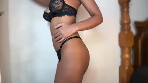 Valencia Ember online show from December 2025 01:51:02 PM