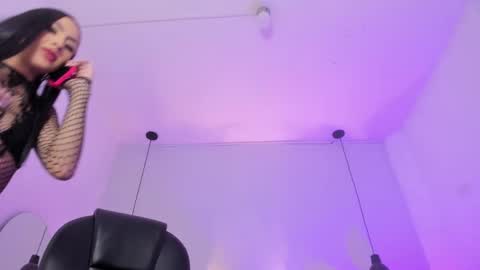 Valentina online show from February 2025 06:38:01 PM