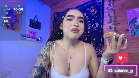 valentina online show from November 2025 02:06:01 AM