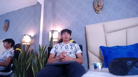 Snapshot of valenorlerot chatting on October 2025 05:27:01 AM Valenor online show from October 2025 05:27:01 AM