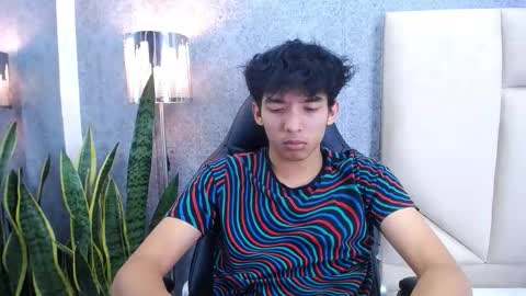 Snapshot of valenorlerot chatting on October 2025 11:53:02 AM Valenor online show from October 2025 11:53:02 AM