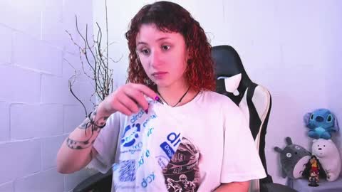 Snapshot of valent_27 chatting on December 2024 03:12:01 AM Valentina online show from December 2024 03:12:01 AM